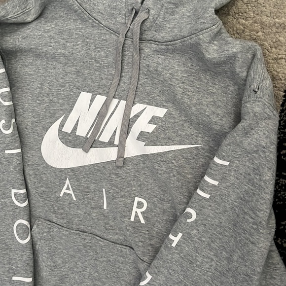 Nike sweater, small, grey and white with “Just Do It” down the sleeves - Picture 3 of 5